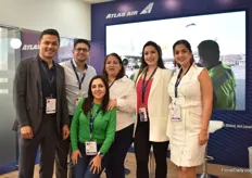 The team of Atlas air. For seven years now, they are connecting Colombia to the world.